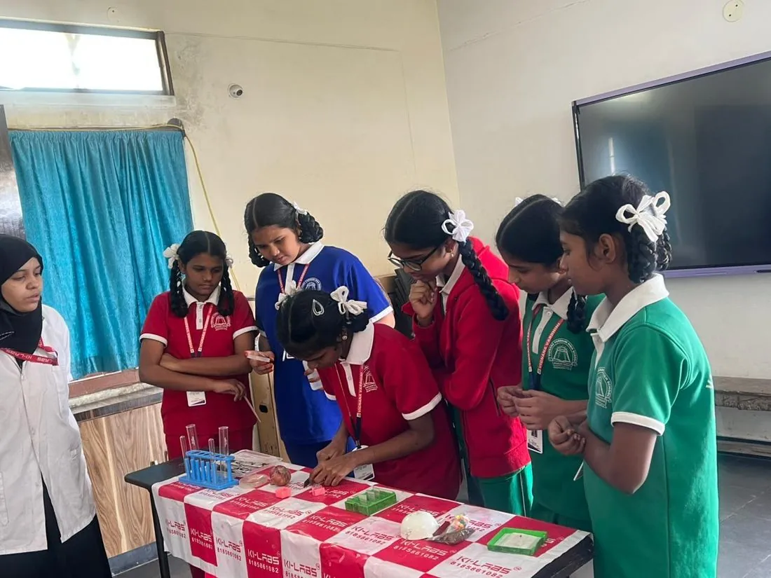 Students working in the science laboratory