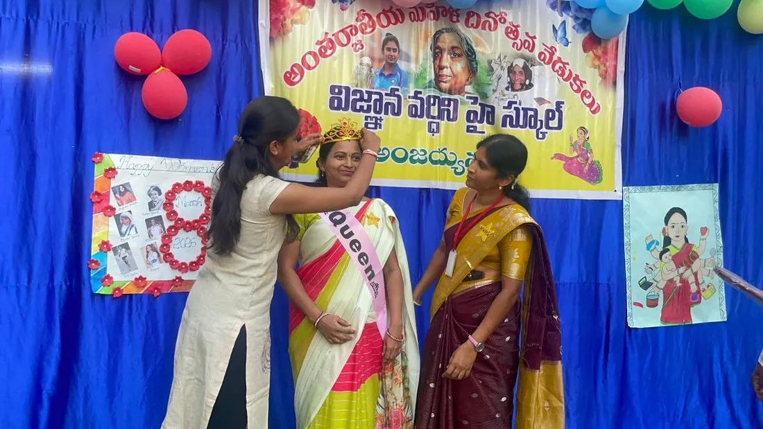A felicitation ceremony on stage